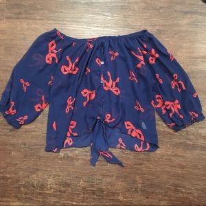 4 for $20✨ Sheer front tie blouse